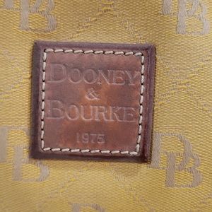 Dooney & Bourke